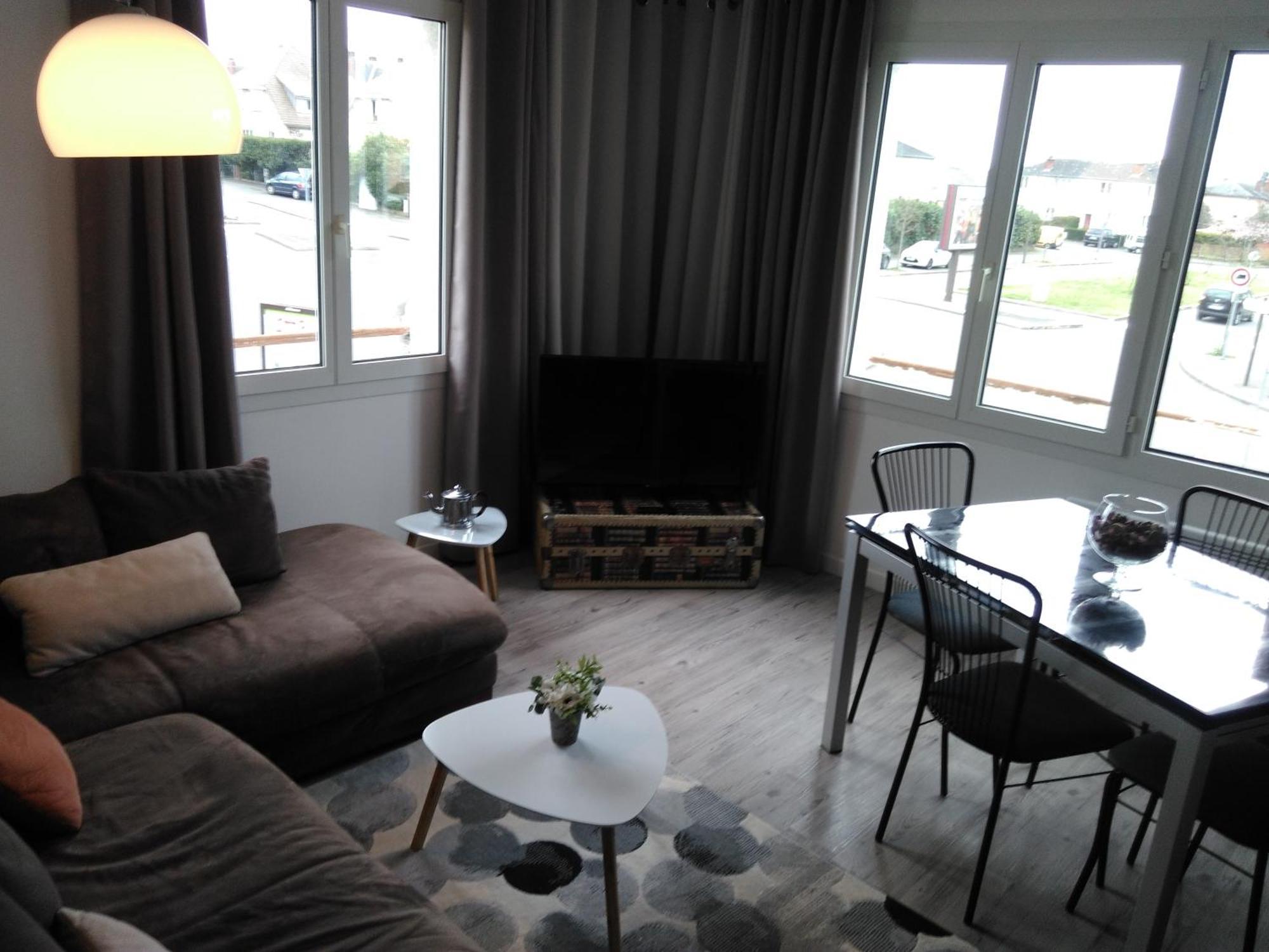 24 Fois Plus - Circuit Des 24 H A 10 Mn - 2 Chambres, 4 Personnes & Cuisine Льо Ман Екстериор снимка